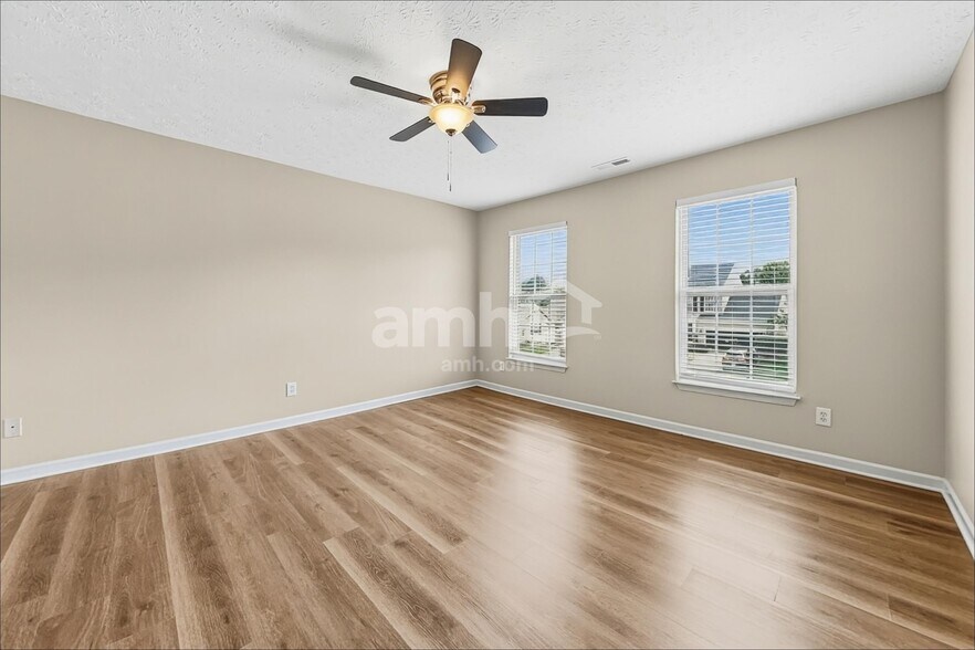 Building Photo - 5169 Appaloosa Cir