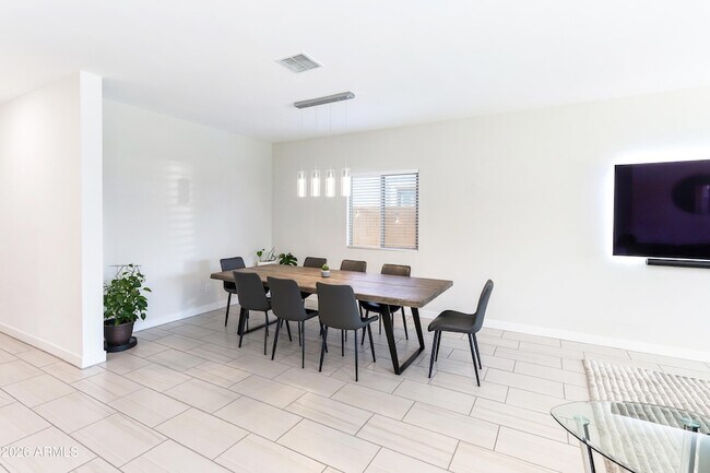 Building Photo - 35463 W Santa Barbara Ave