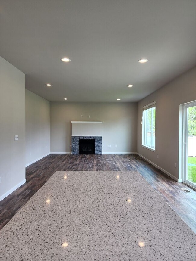 Building Photo - Yelm Creek Estates, New Construction 4 Bedroom, 2.5 Bathroom Home!