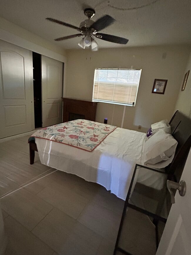 Building Photo - 2501 Harn Blvd