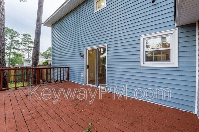 Building Photo - 511 Adams Mill Ln