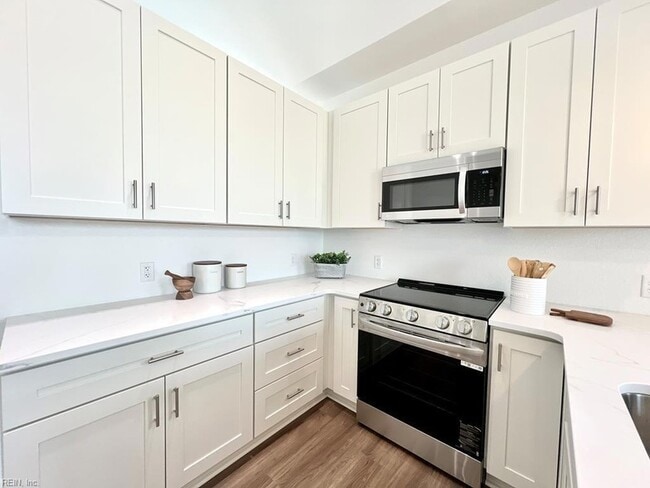 Building Photo - 3410 Tower Hill Cir