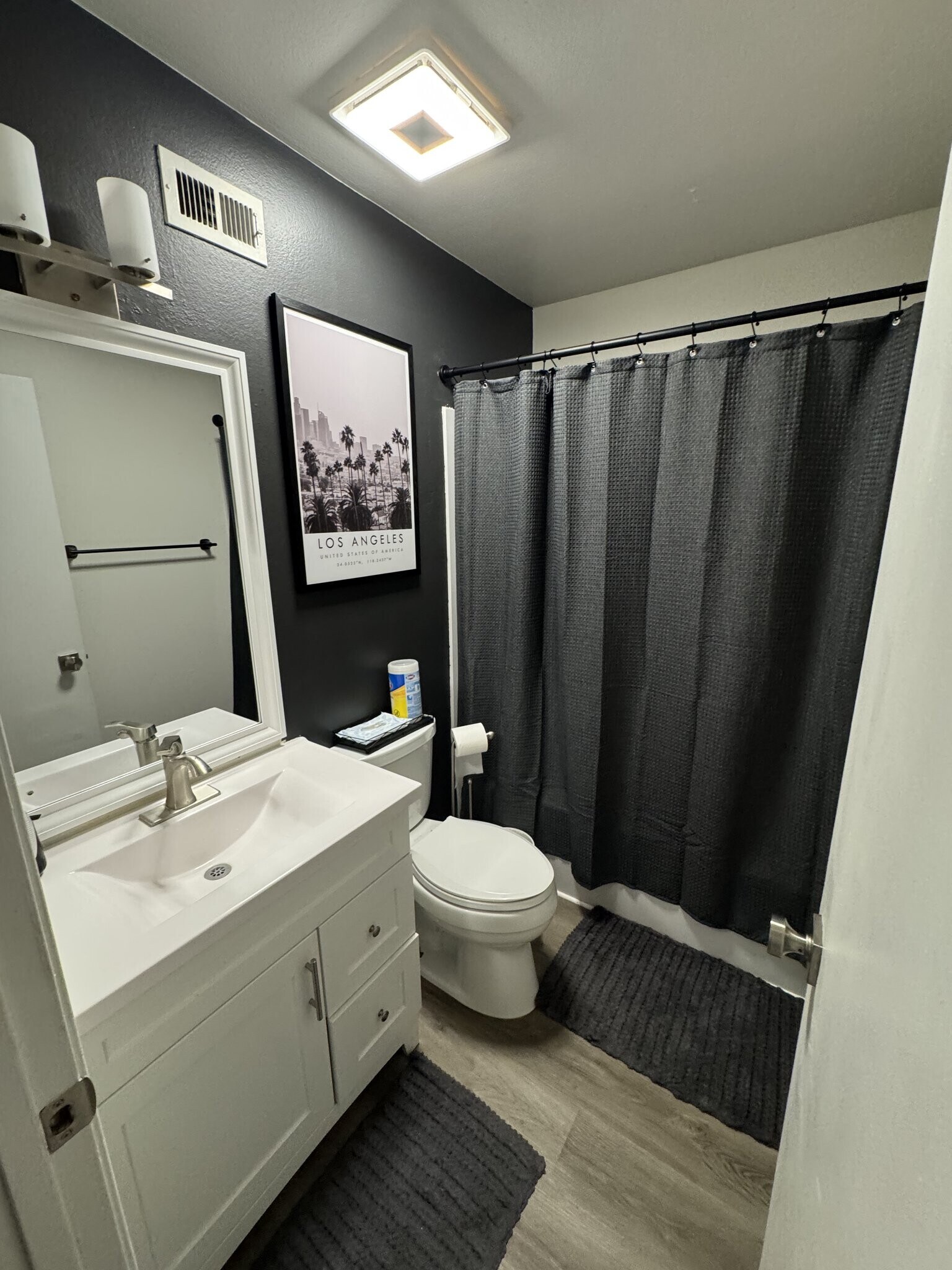 Building Photo - 266 N Rock River Dr
