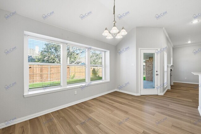 Building Photo - 309 Canterbury Dr