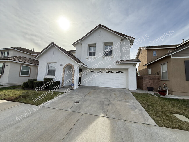 Primary Photo - Pet-friendly 2-Story Home With a Fenced Ba...