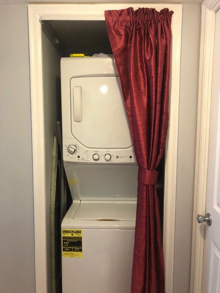 Building Photo - 1301 N Courthouse Rd