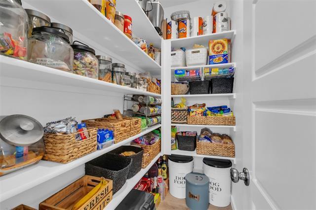 Building Photo - 2428 Mankato Dr