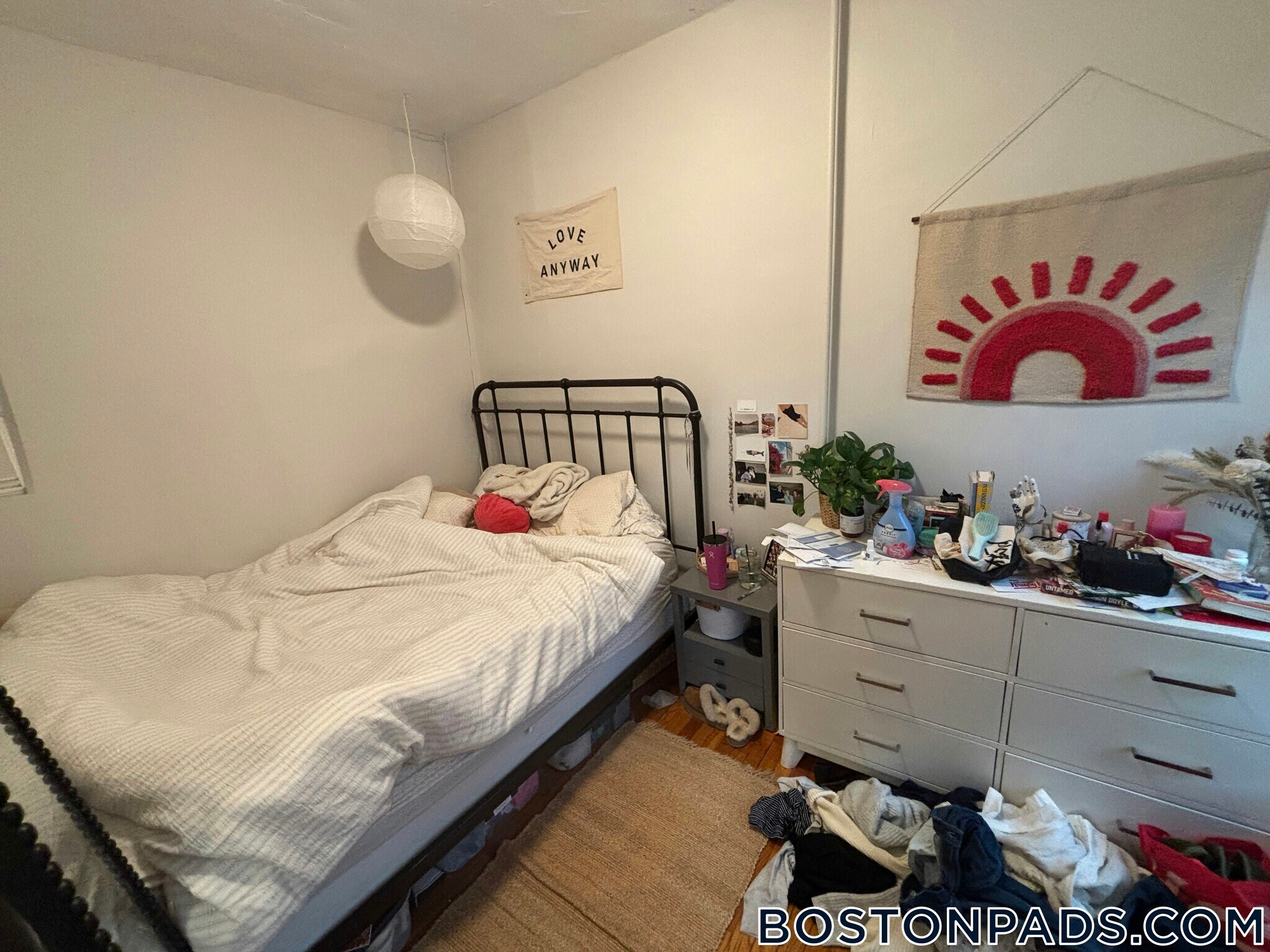 Building Photo - 114 Willow St