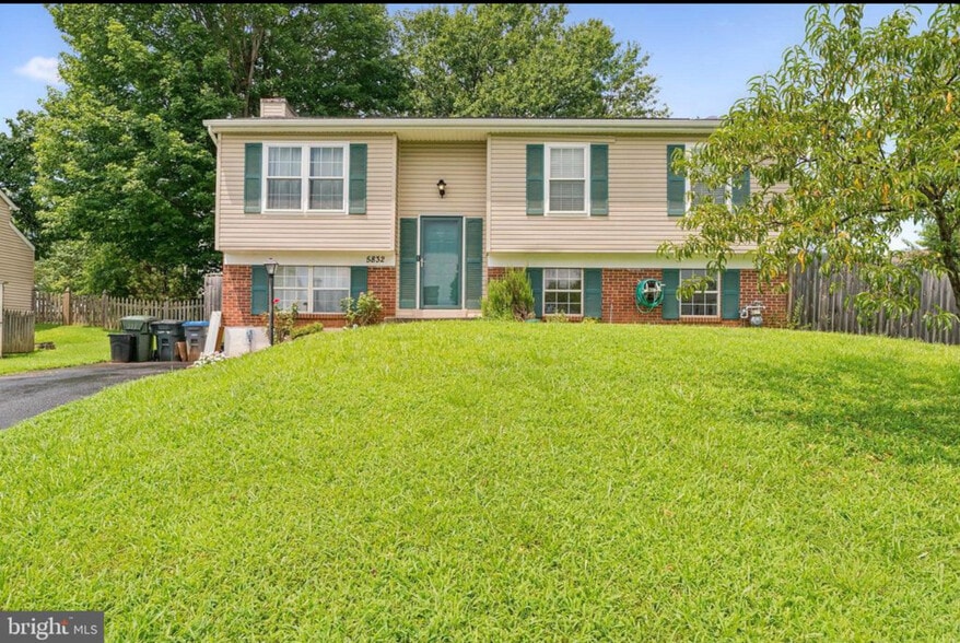 Building Photo - 5832 Riverside Dr