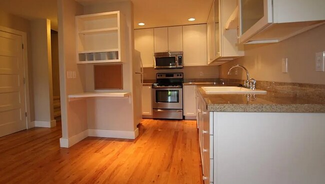 Building Photo - 3 Bedroom 2.5 Bath plus an Office in Bozeman!