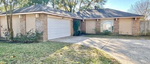 Primary Photo - 8318 Poplar Ridge Ln