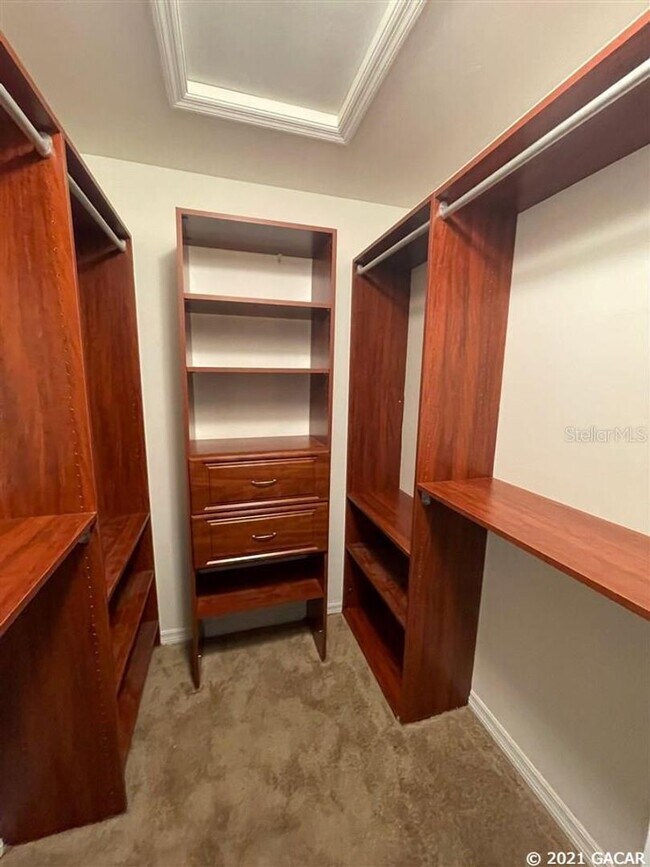 Building Photo - 2/2.5 Townhome in Mile Run