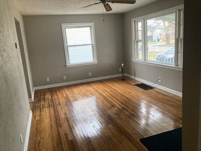 Building Photo - 226 N Delmar Ave