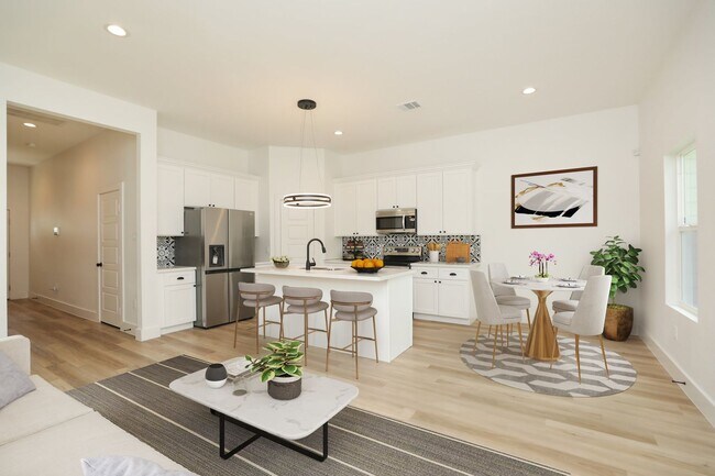 Building Photo - For Lease | 4 Bed, 2.5 Bath | 1,450 Sq Ft |