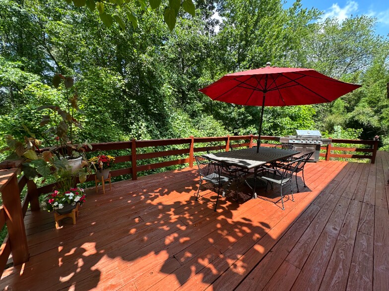 Building Photo - 43 Benford Dr