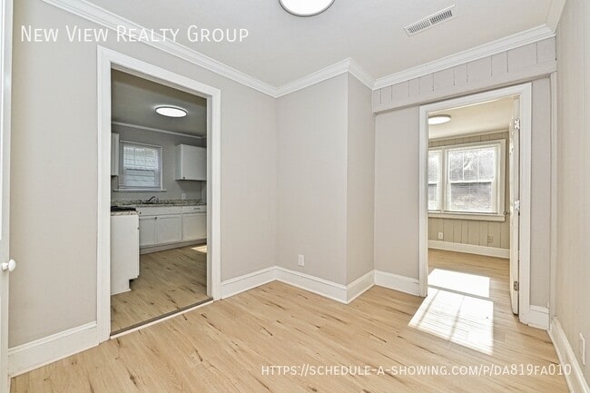 Building Photo - 3108 Rush Ave