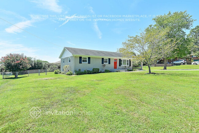 Building Photo - 2134 Hopedale St