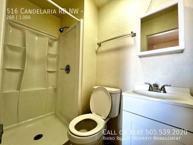 Building Photo - 516 Candelaria Rd NW
