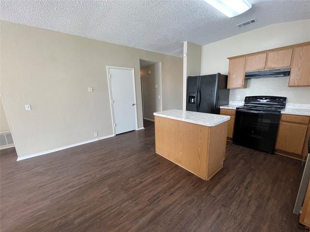 Building Photo - 1611 Columbia Dr