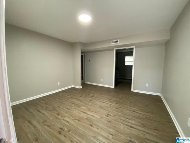 Building Photo - 1912 24th St N