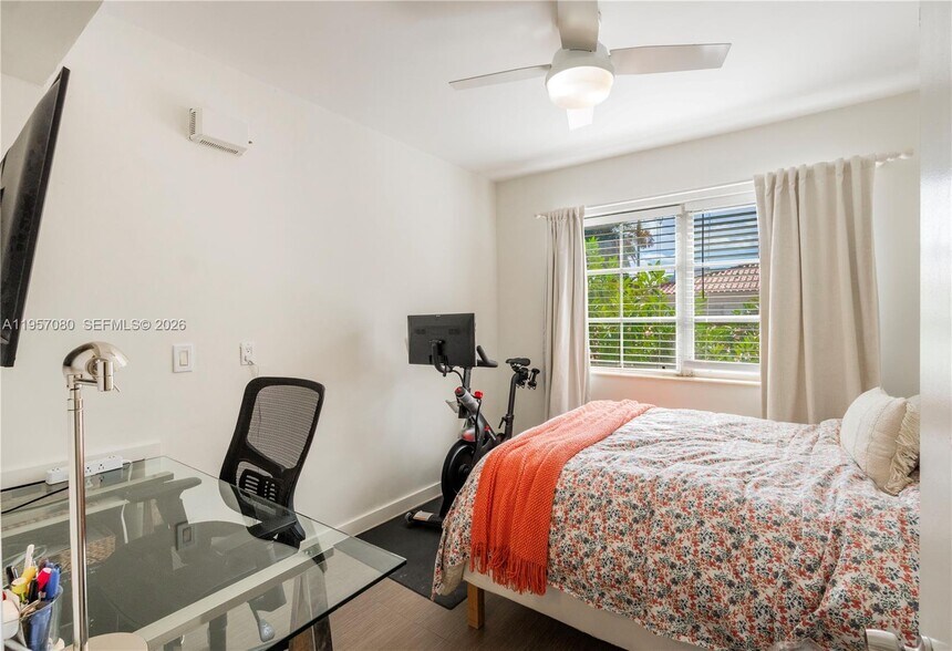 Building Photo - 728 Lenox Ave