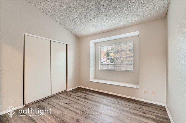 Building Photo - 7581 Whitney Dr