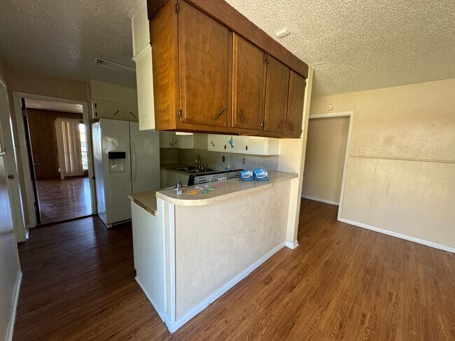 Building Photo - 1526 Leader Dr