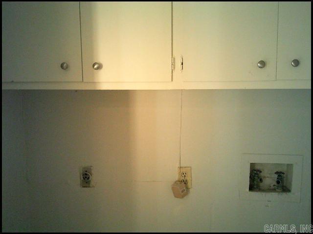 Building Photo - 1805 Sanford Dr