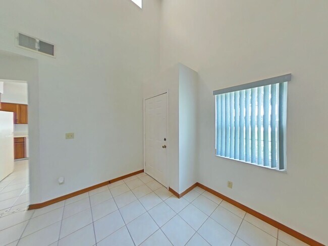 Building Photo - 1423 Disston Ave