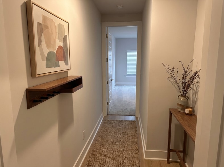 Building Photo - 213 Hannaway Cir