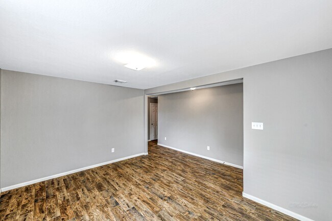 Building Photo - 20243 Sunset Ranch Dr