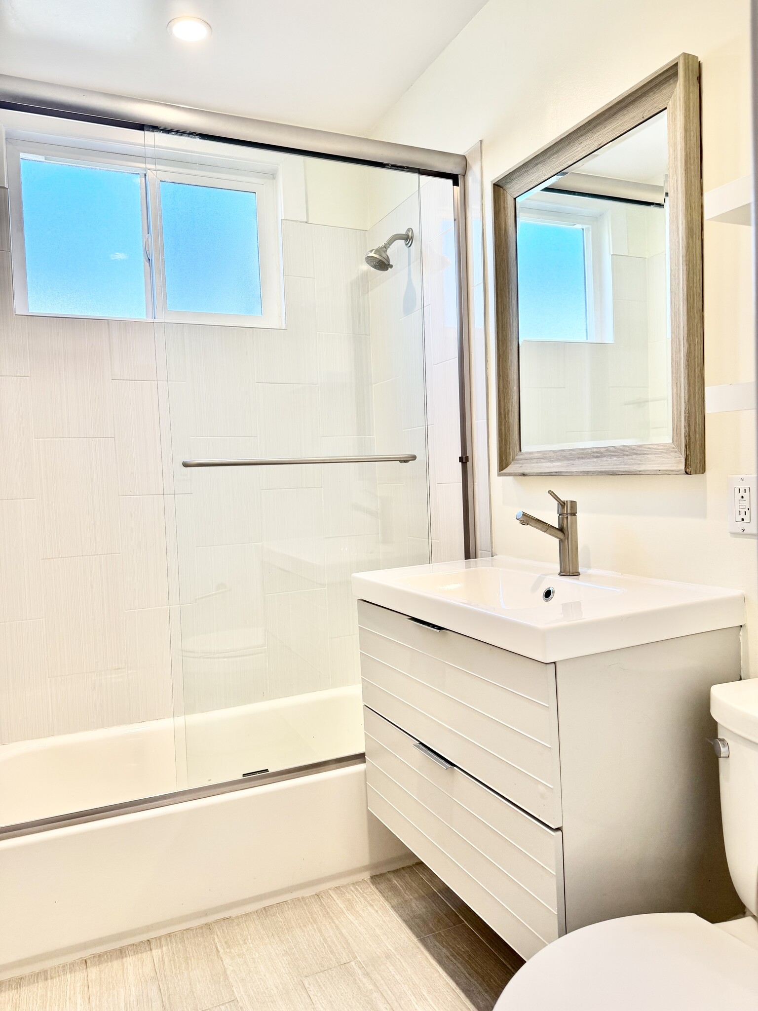 Building Photo - 1139 S Corning St