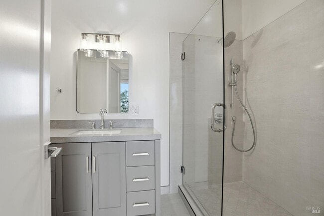 Building Photo - 172 Bella Vista Ave