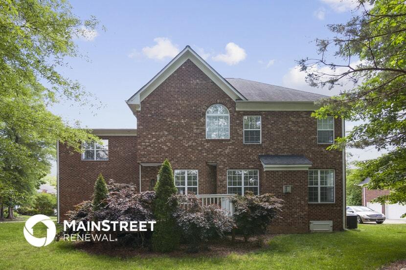 Building Photo - 2825 Chip Shot Dr