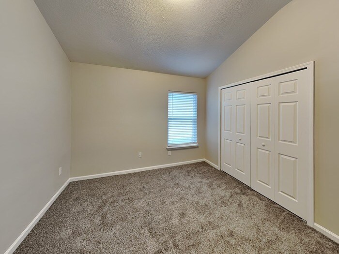 Building Photo - 83245 Purple Martin Dr