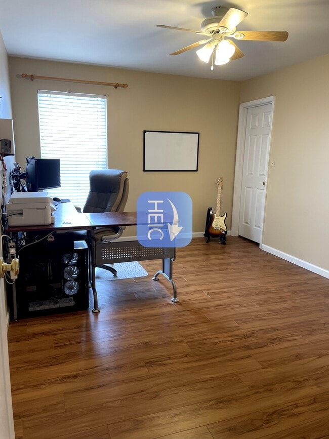 Building Photo - 16 Sea Pines Ct