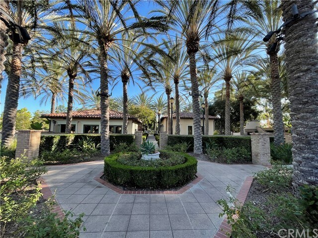 Building Photo - 36 Calypso