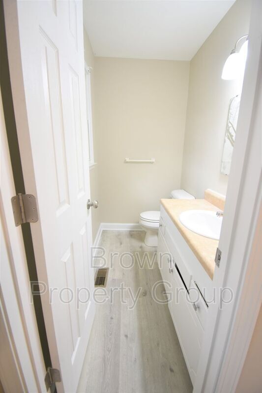 Building Photo - 259 Channing Dr