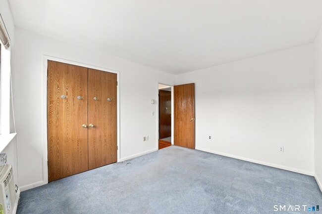 Building Photo - 50 Alvord Ln