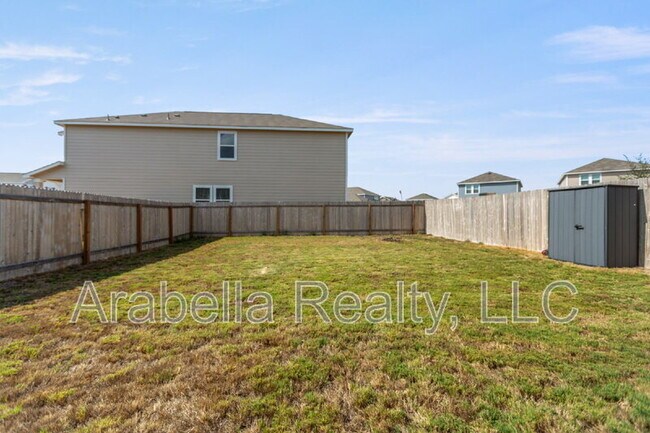Building Photo - 5507 Finch Cyn