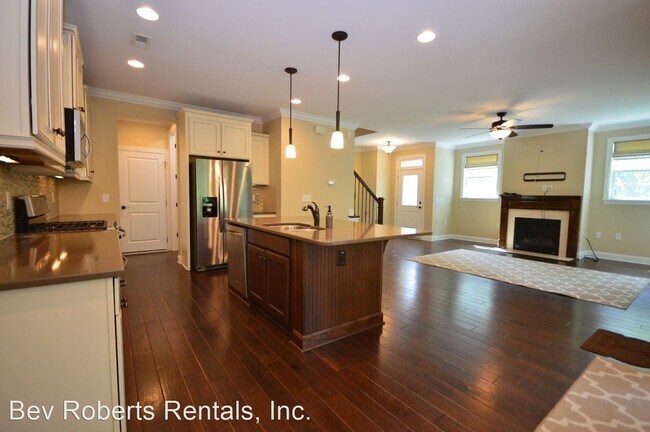 Building Photo - 4 br, 3 bath House - 465 Methven Grove Drive