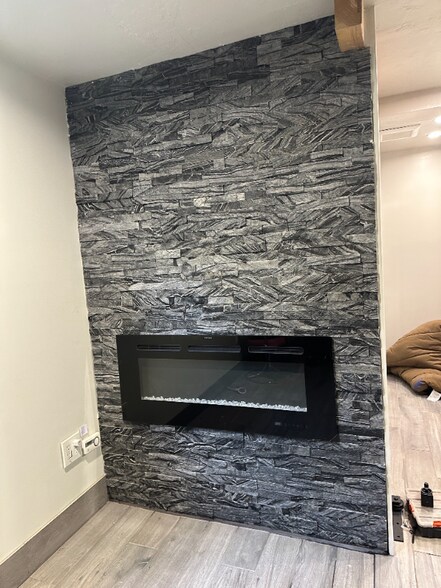 Building Photo - 4247 NE Glisan St