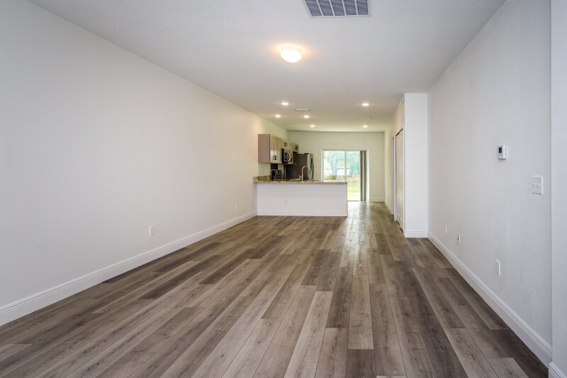 Building Photo - 309 Clermont Dr