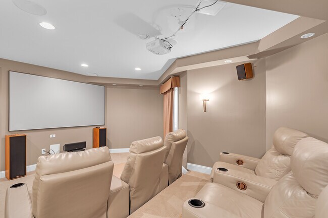 Building Photo - 7242 Greywall Ct