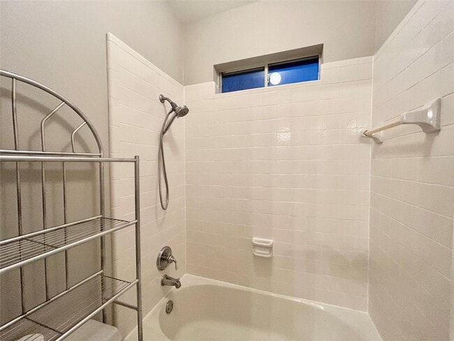 Building Photo - 16807 Laguna Springs Dr