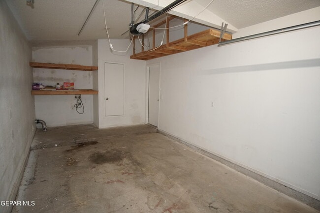Building Photo - 1686 St Stephen Pl