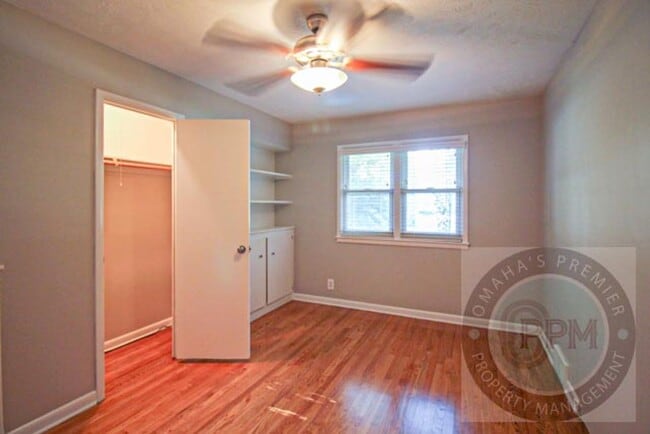 Building Photo - 3 Bedroom 3 Bathroom Home