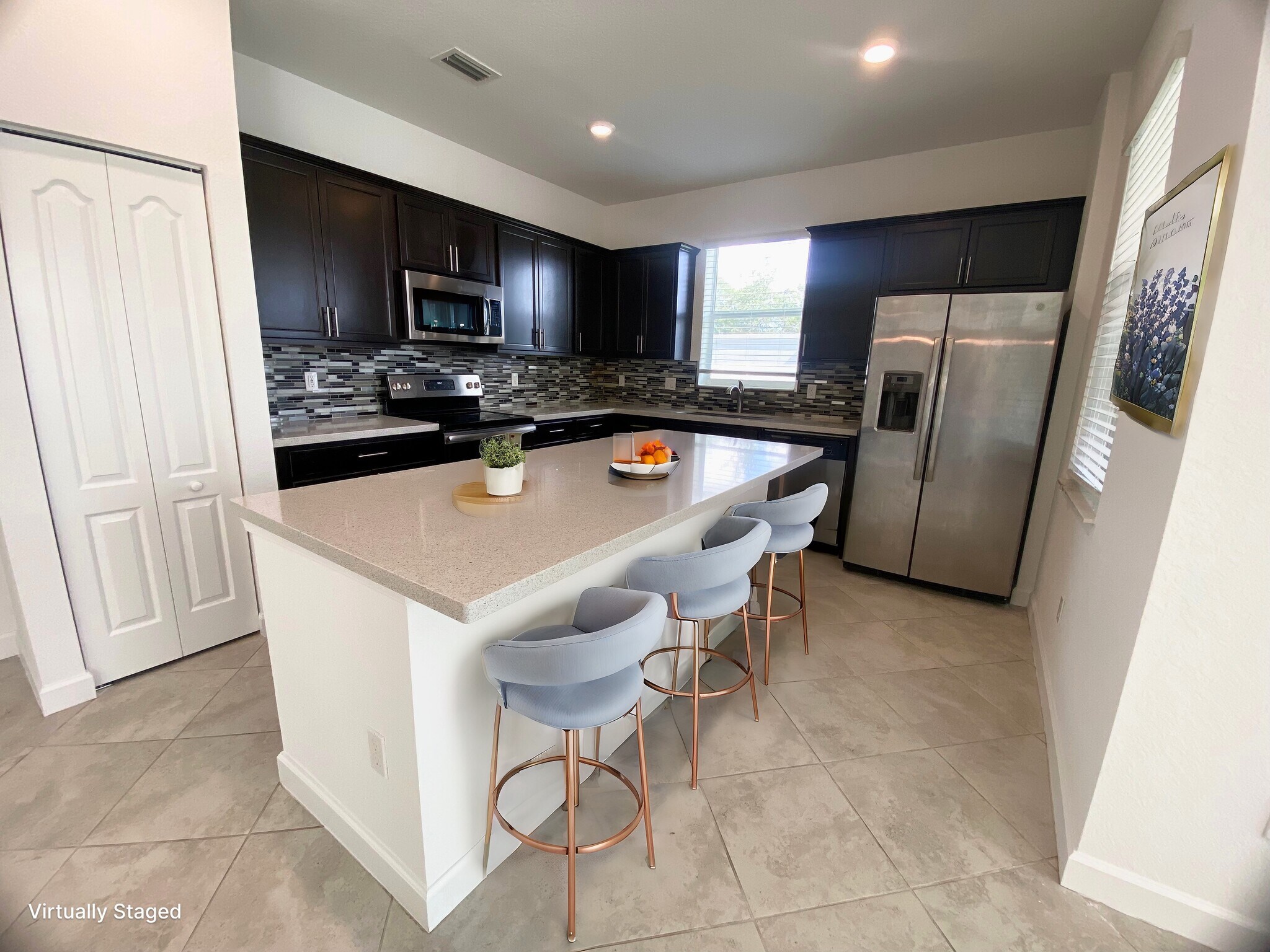 Building Photo - 7879 NW Greenbank Cir