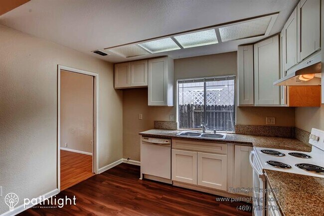 Building Photo - 3528 Granby Dr