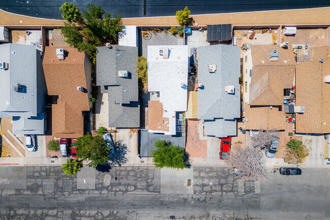 Building Photo - 121 Colbath St